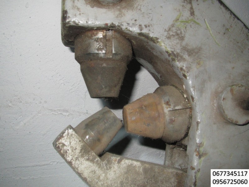 люнет высота 215отверствие 140